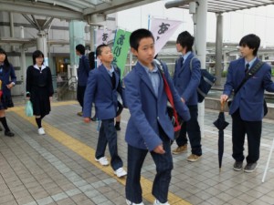 挨拶運動の実施 ニュース一覧 学校法人桜丘学園 愛知県豊橋市中高一貫校