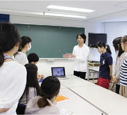 日本デザイナー芸術学院