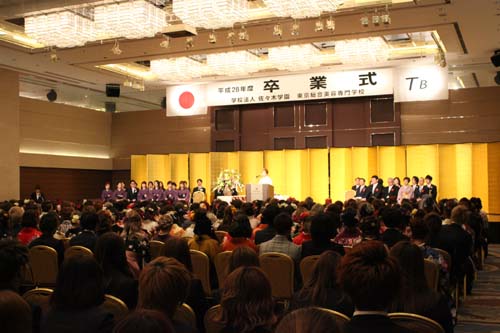 卒業式1 Tsbsブログ 東京総合美容専門学校
